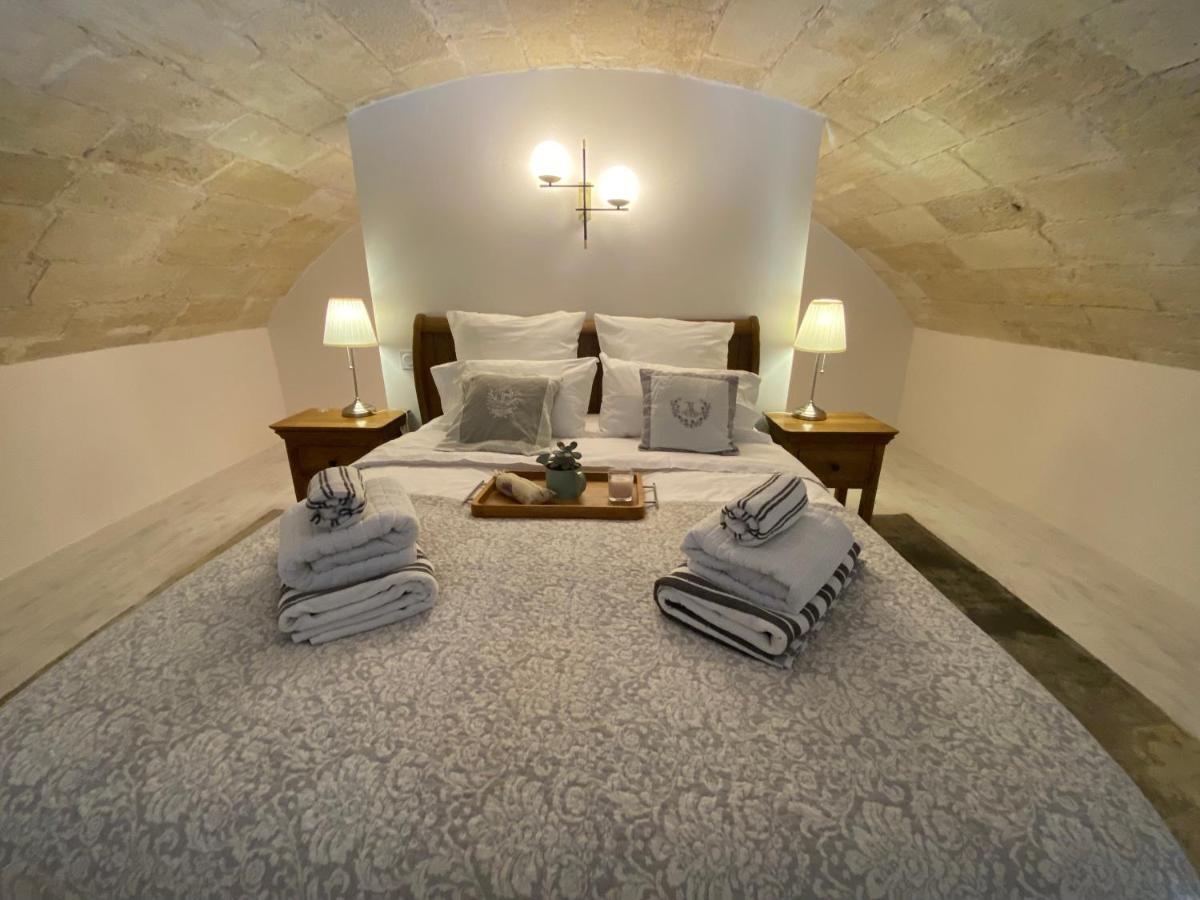 Appartement Avec Piscine Privee Dans Residence Pour 6 Personnes Uzes Exterior photo