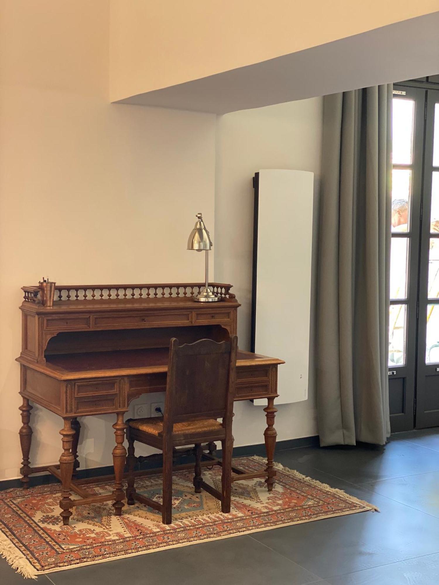 Appartement Avec Piscine Privee Dans Residence Pour 6 Personnes Uzes Exterior photo