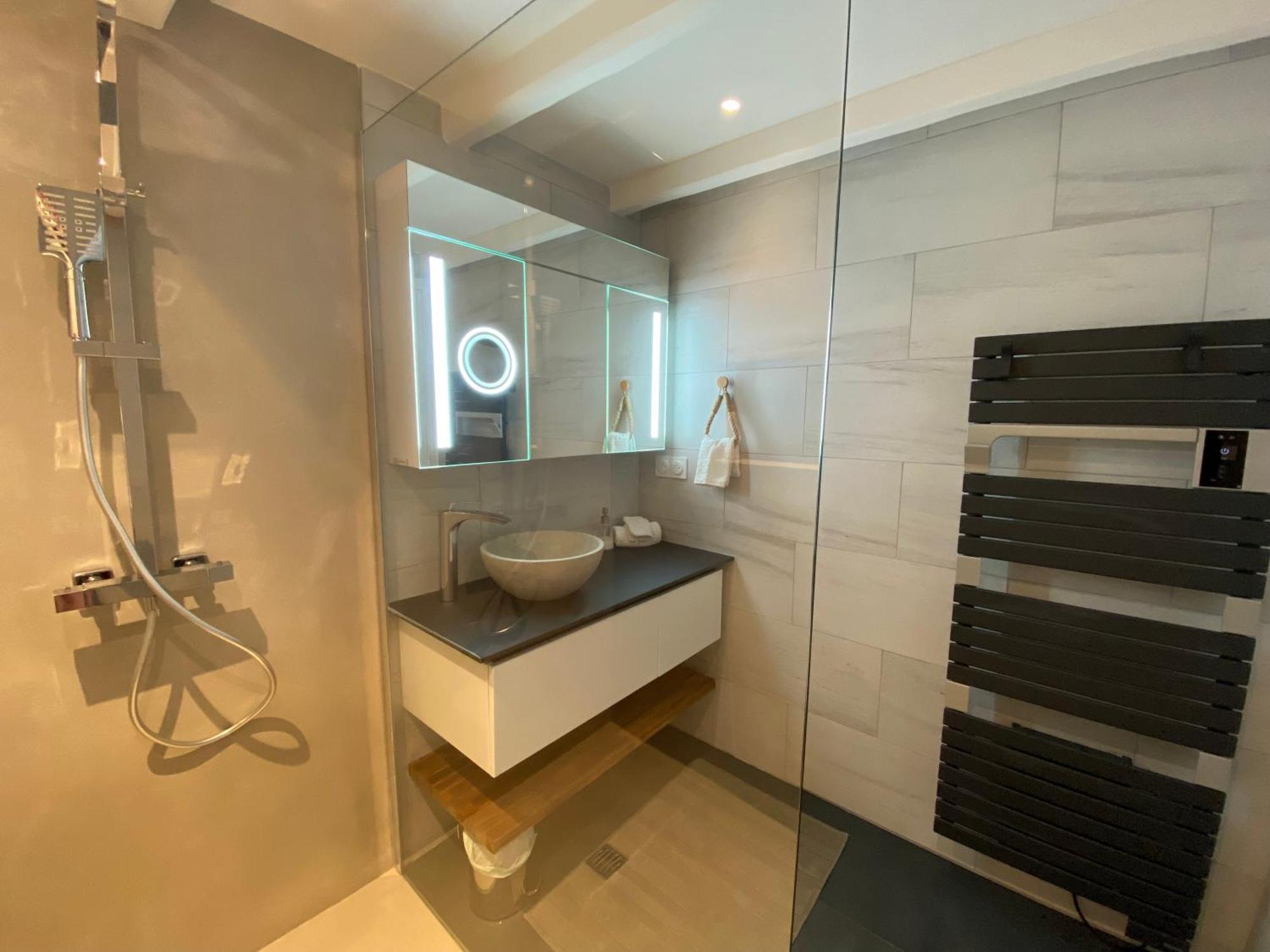 Appartement Avec Piscine Privee Dans Residence Pour 6 Personnes Uzes Exterior photo