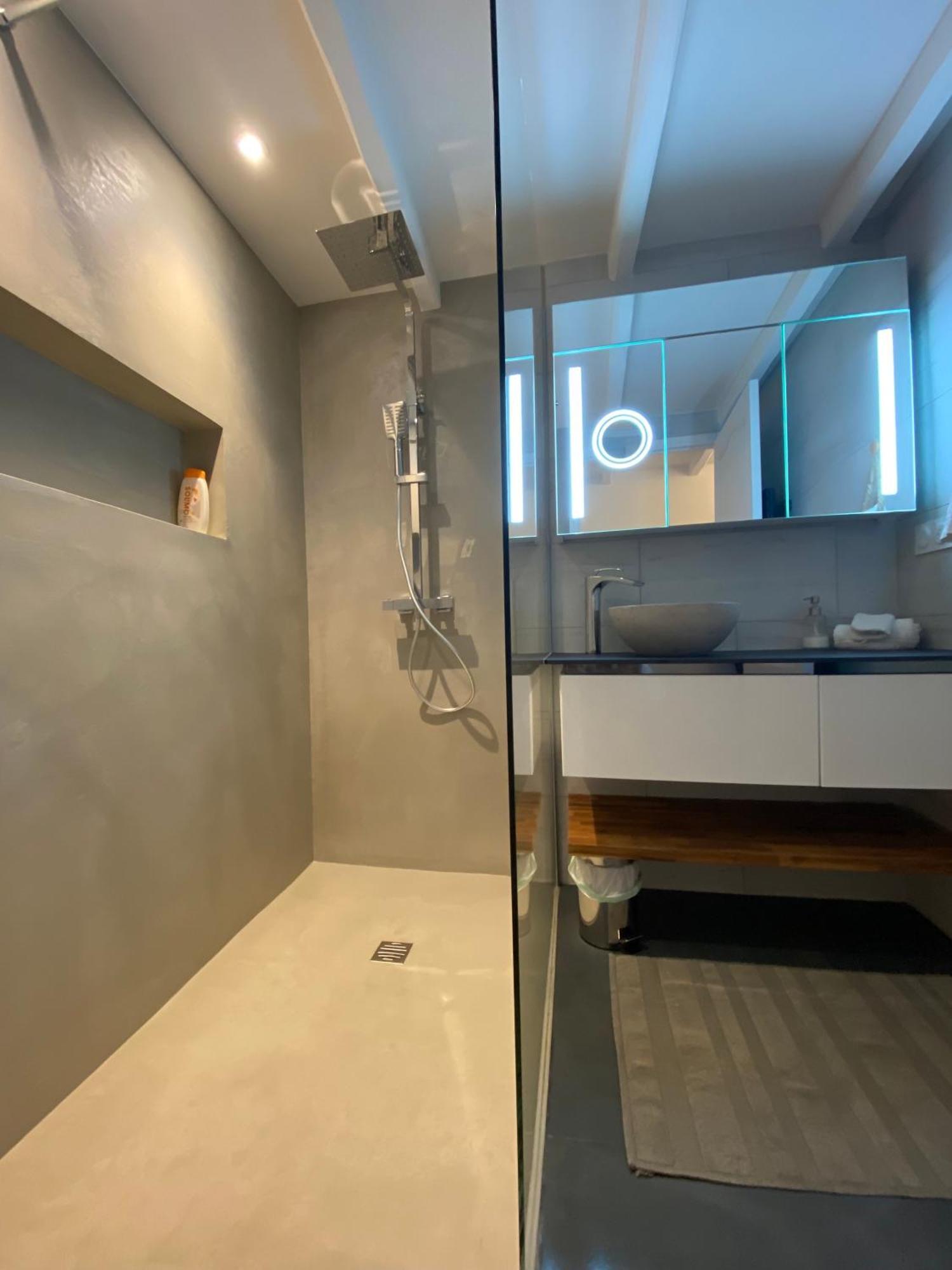Appartement Avec Piscine Privee Dans Residence Pour 6 Personnes Uzes Exterior photo
